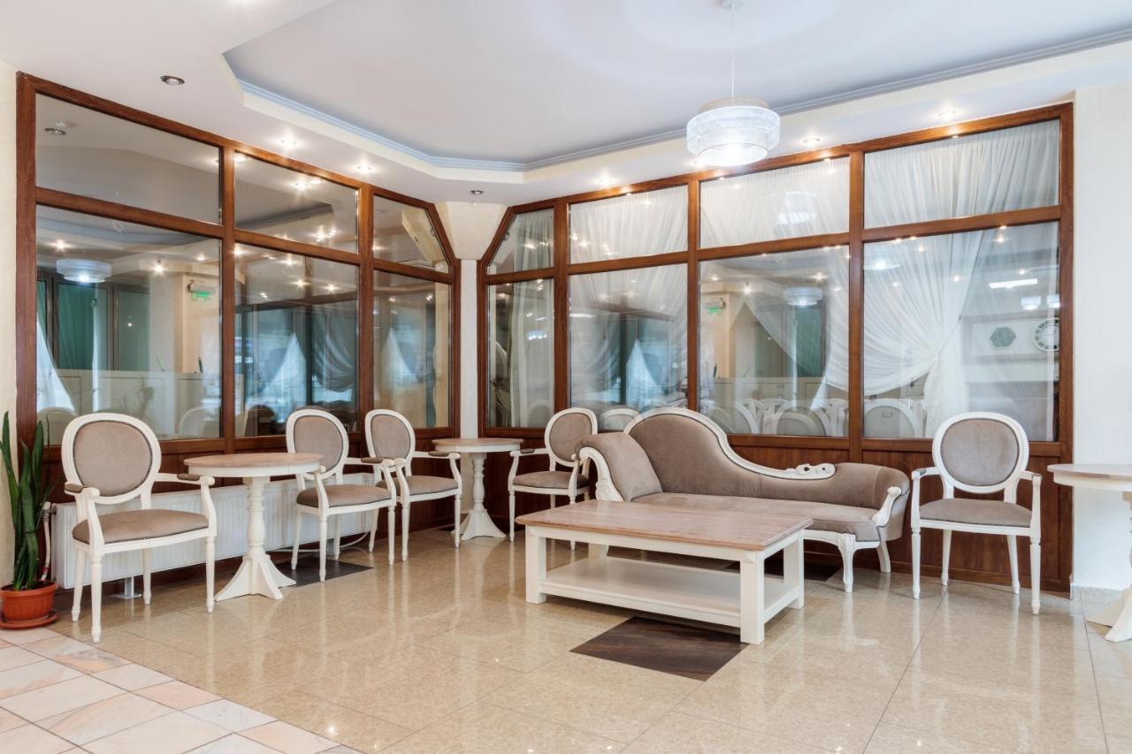 Hotel Central - Băile Olăneşti Esterno foto