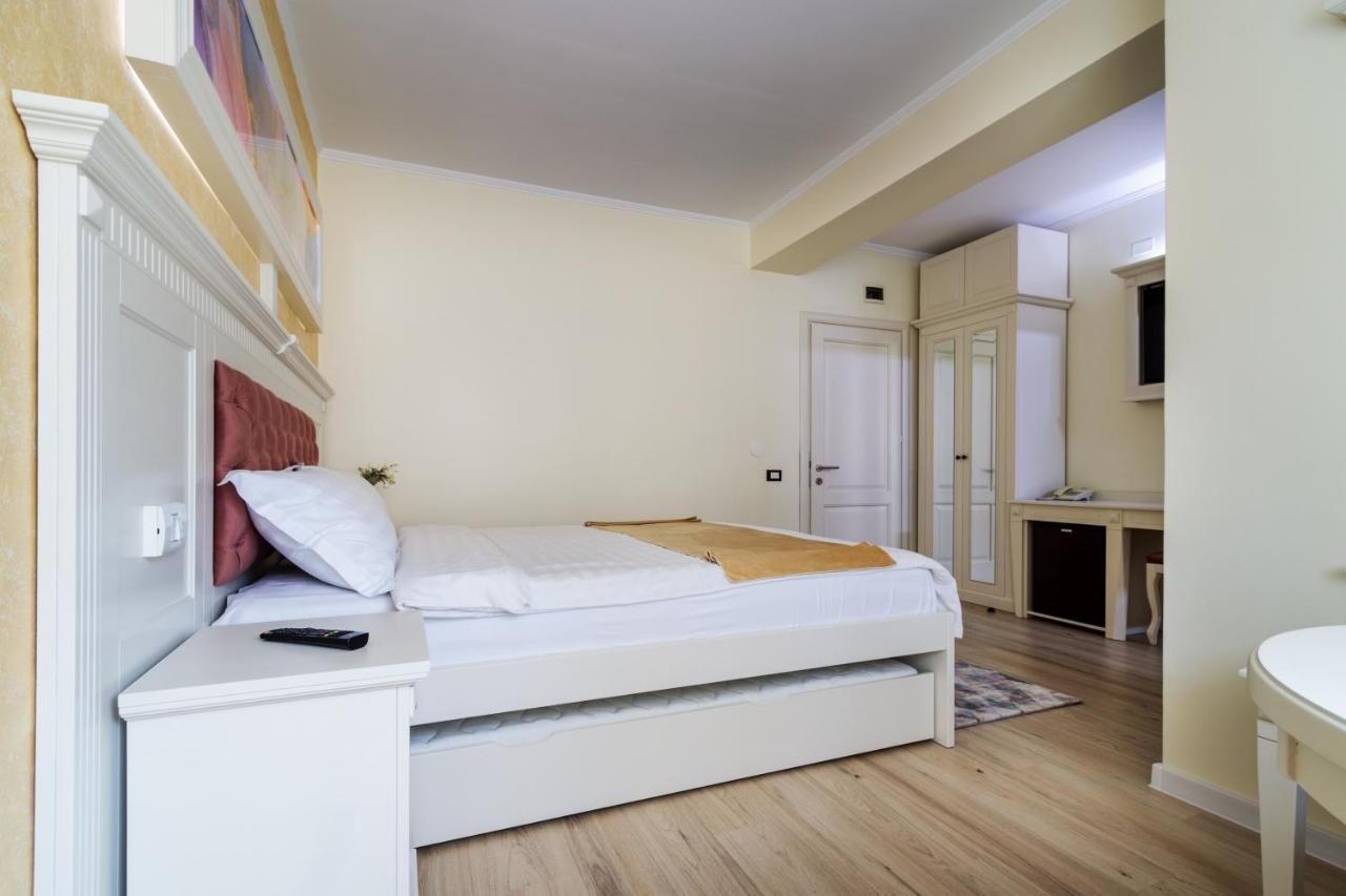 Hotel Central - Băile Olăneşti Esterno foto