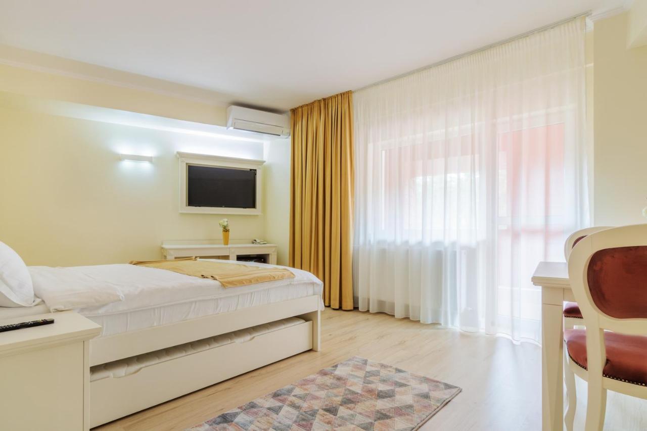 Hotel Central - Băile Olăneşti Esterno foto