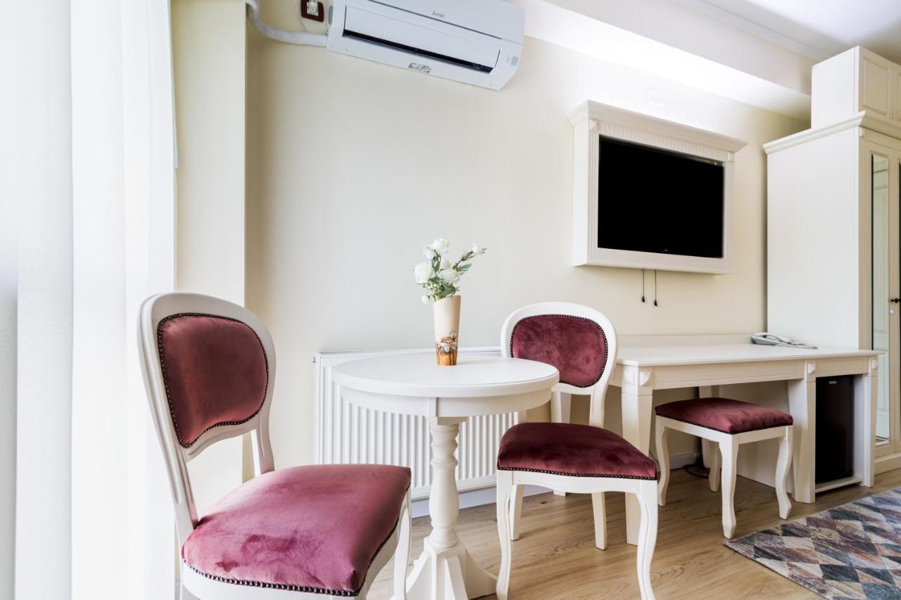 Hotel Central - Băile Olăneşti Esterno foto