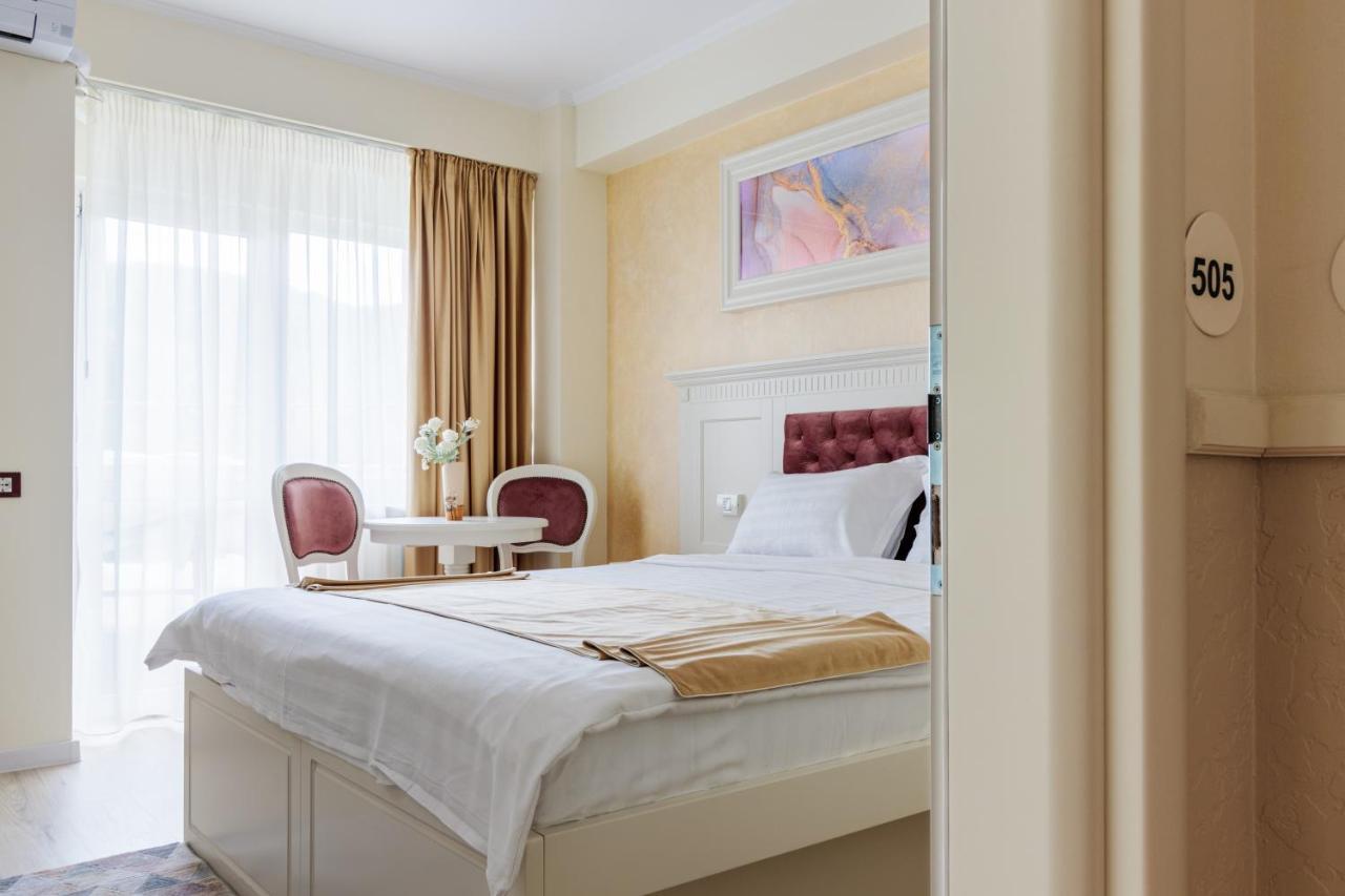 Hotel Central - Băile Olăneşti Esterno foto
