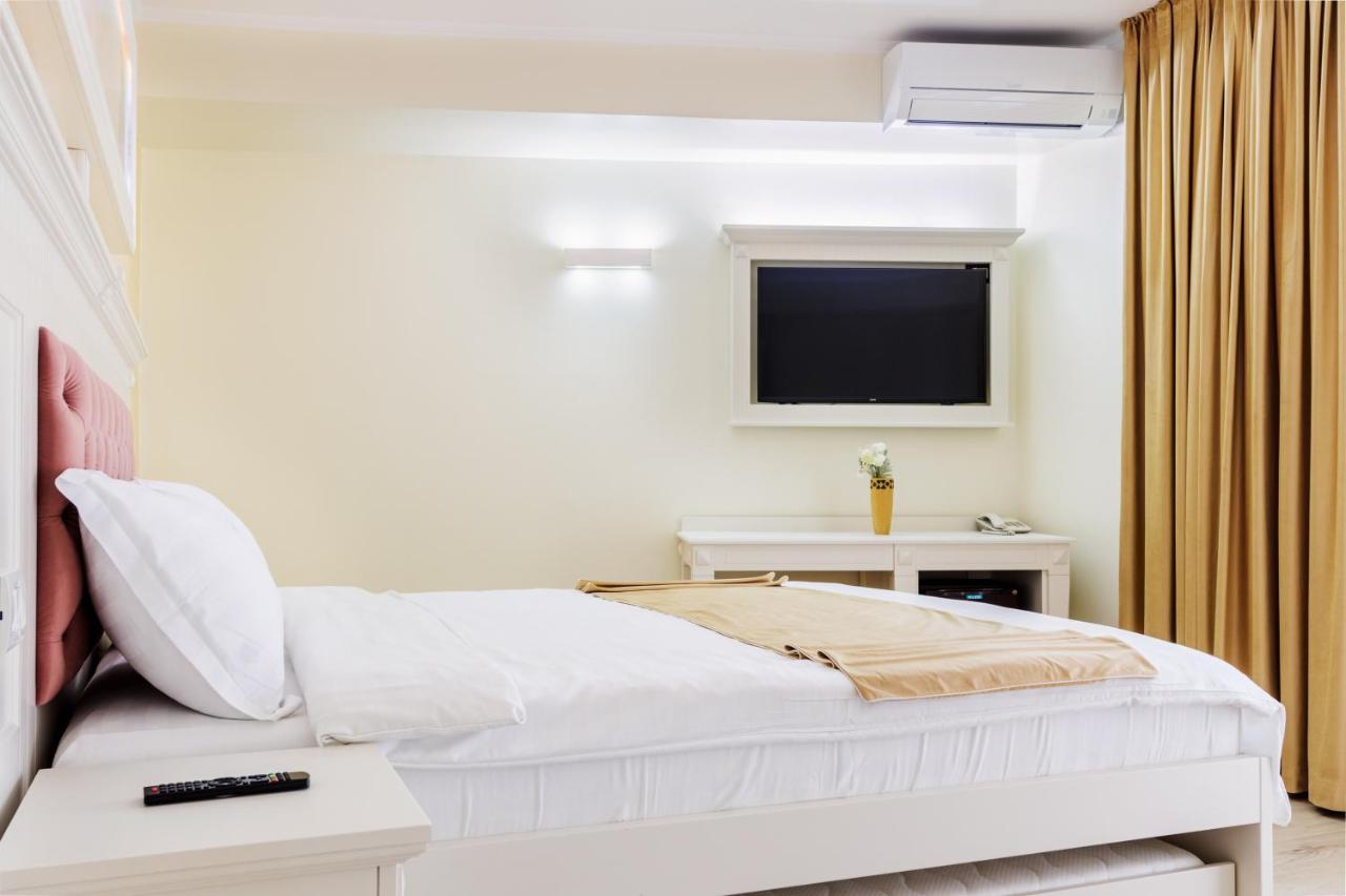 Hotel Central - Băile Olăneşti Esterno foto